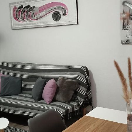Appartement Tout Confort ซาลอว์ ภายนอก รูปภาพ