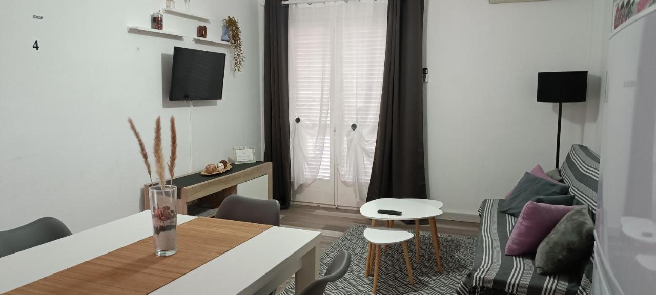 Appartement Tout Confort ซาลอว์ ภายนอก รูปภาพ